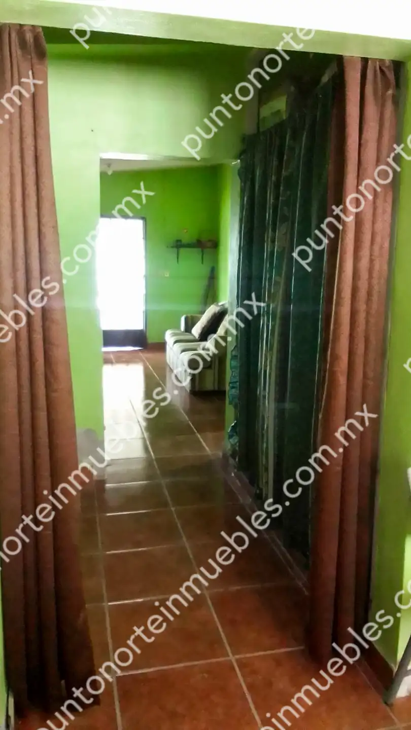 Venta de Quinta 3,000m2 San Buenaventura, con Casa de Campo con Cochera, Alberca, Asaderos, agua, electricidad  