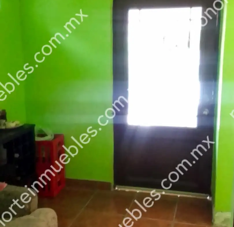 Venta de Quinta 3,000m2 San Buenaventura, con Casa de Campo con Cochera, Alberca, Asaderos, agua, electricidad  