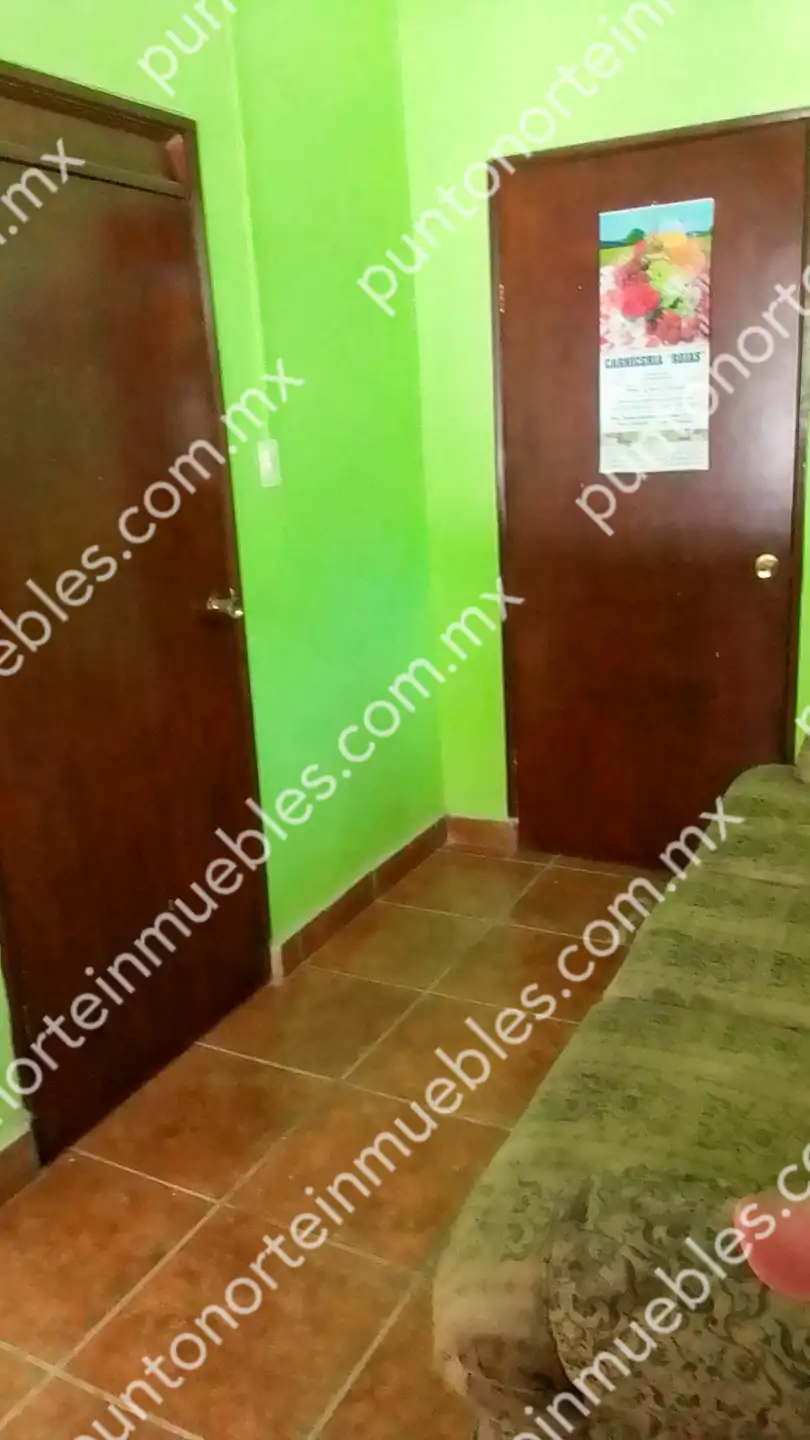 Venta de Quinta 3,000m2 San Buenaventura, con Casa de Campo con Cochera, Alberca, Asaderos, agua, electricidad  