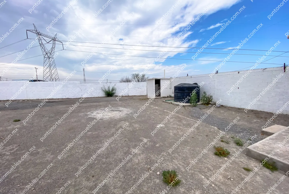 Venta o Renta Terreno Bardeado Castaños
