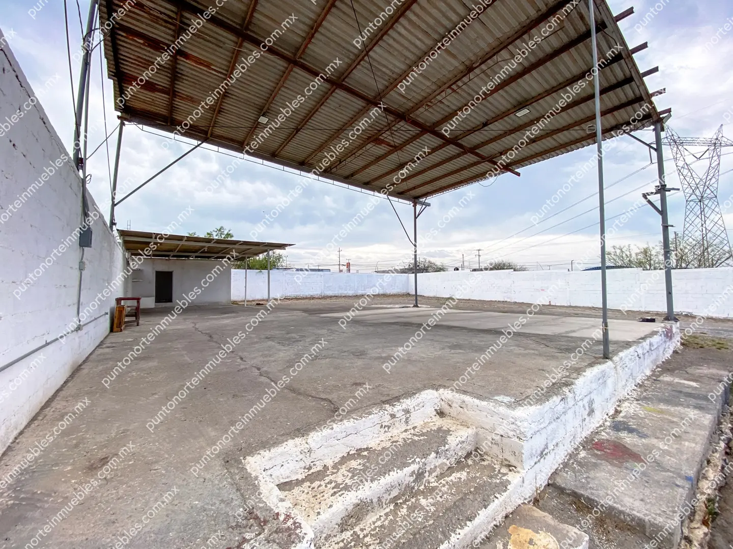 Terreno bardeado 1,250m2 Castaños 10 Venta o Renta Terreno Bardeado Castaños