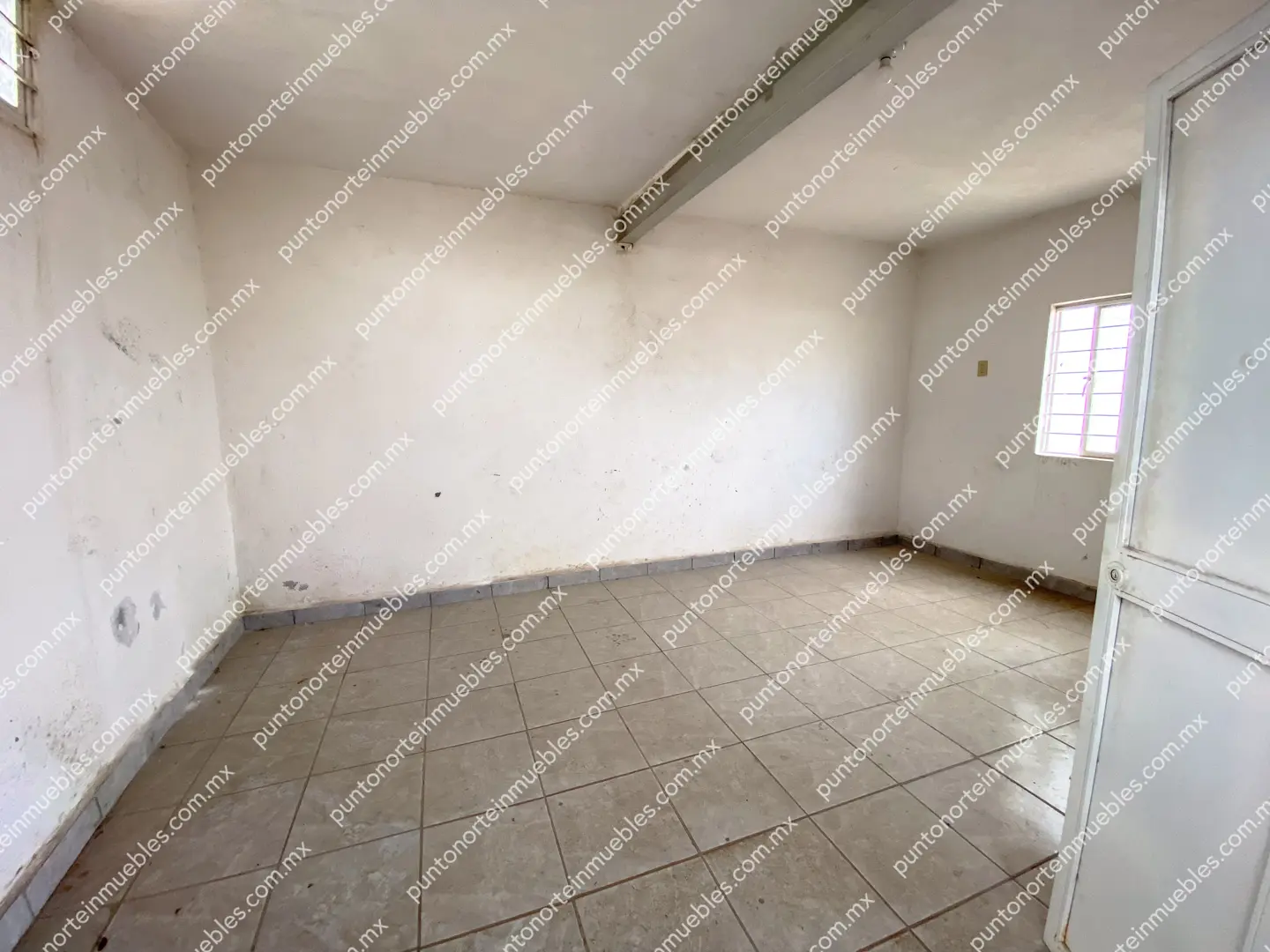 Terreno bardeado 1,250m2 Castaños 12 Venta o Renta Terreno Bardeado Castaños