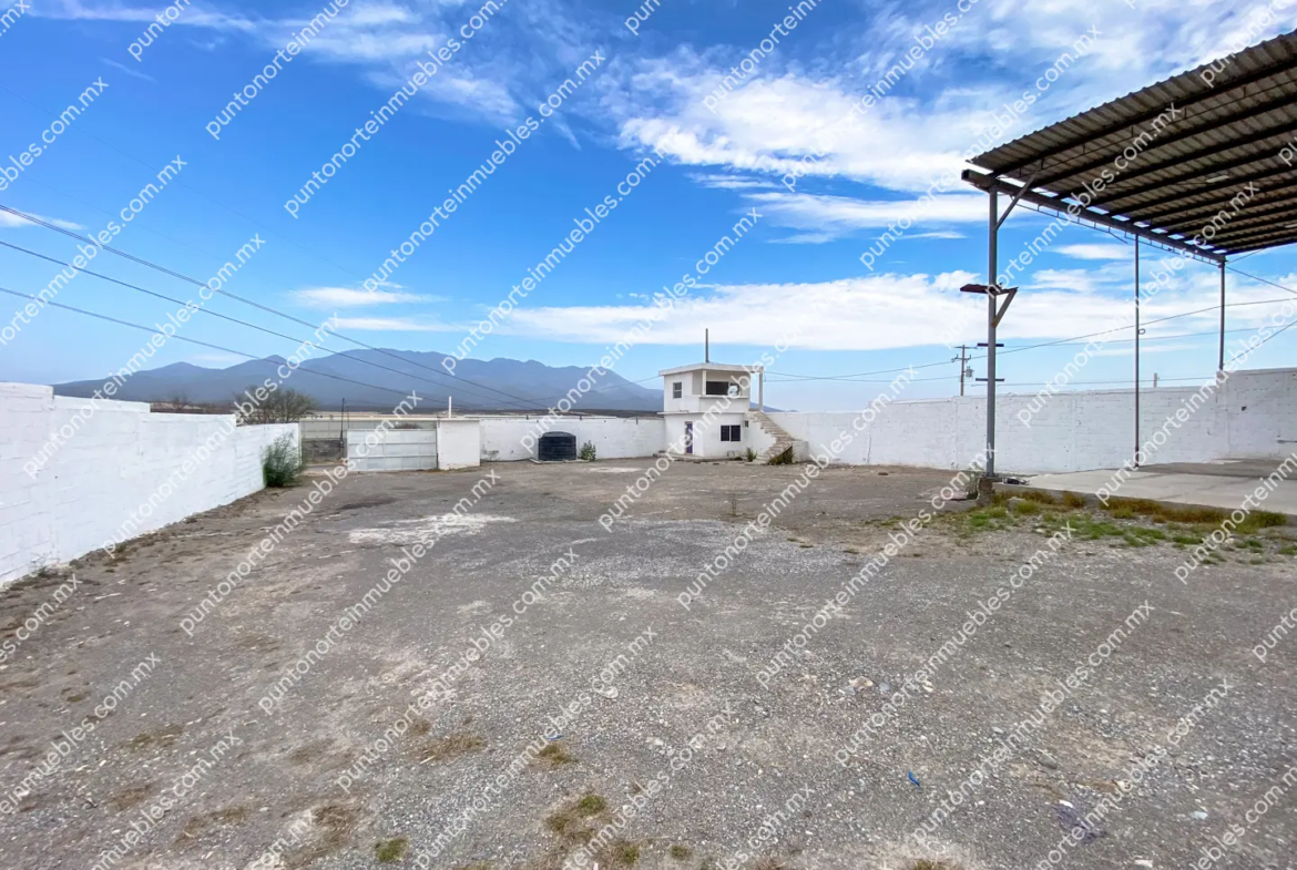 Venta o Renta Terreno Bardeado Castaños