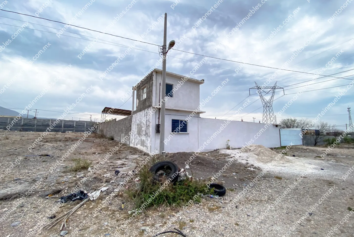 Venta o Renta Terreno Bardeado Castaños
