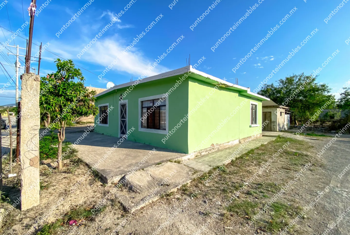 Venta Casa Col Veteranos cerca Av. Revolución al lado OXXO Veteranos
