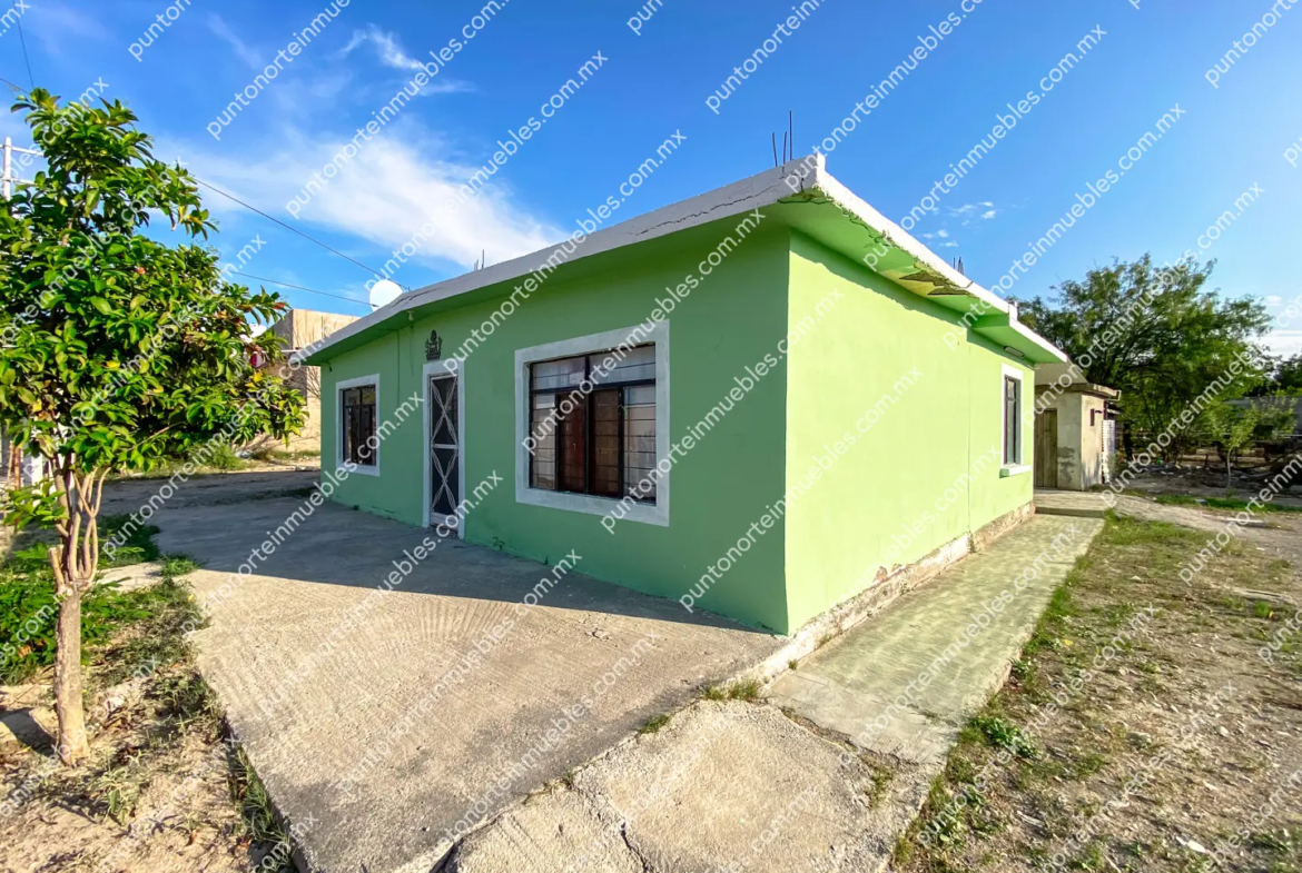 Venta Casa Col Veteranos cerca Av. Revolución al lado OXXO Veteranos