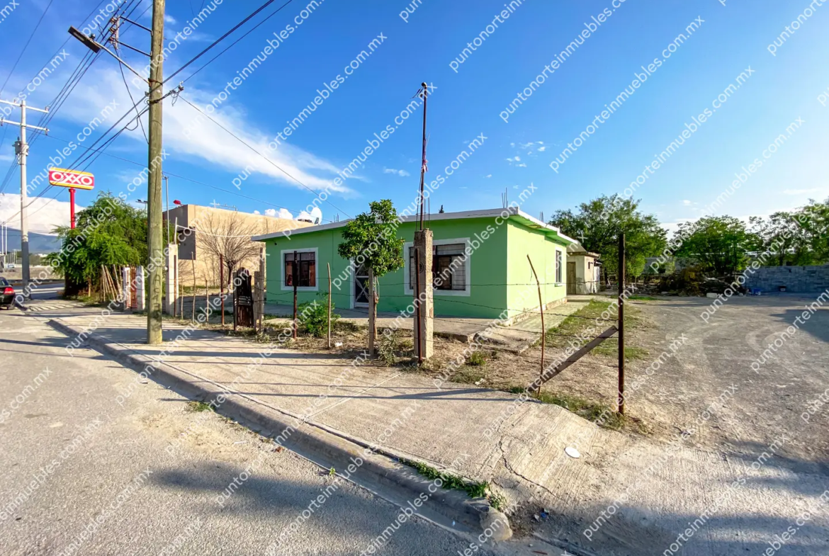 Venta Casa Col Veteranos cerca Av. Revolución al lado OXXO Veteranos