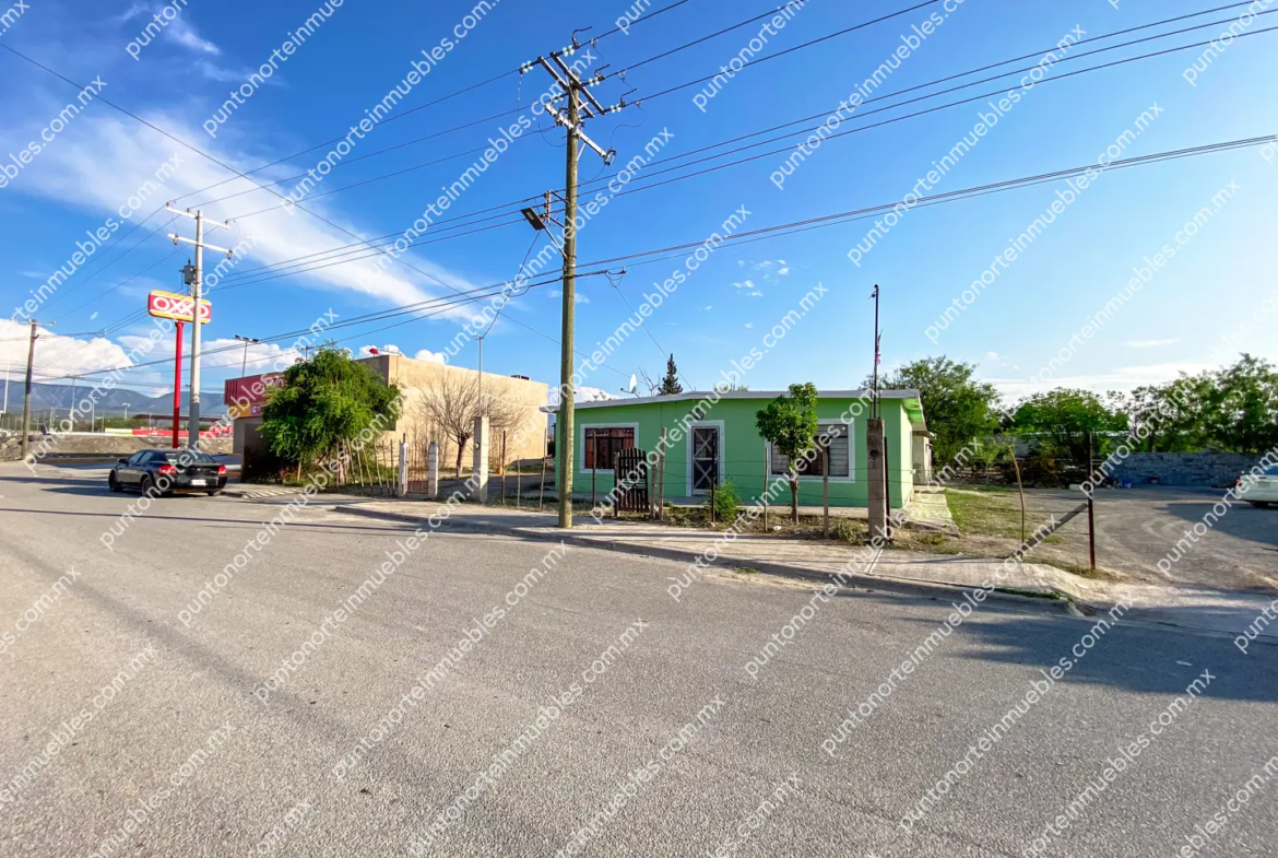 Venta Casa Col Veteranos cerca Av. Revolución al lado OXXO Veteranos