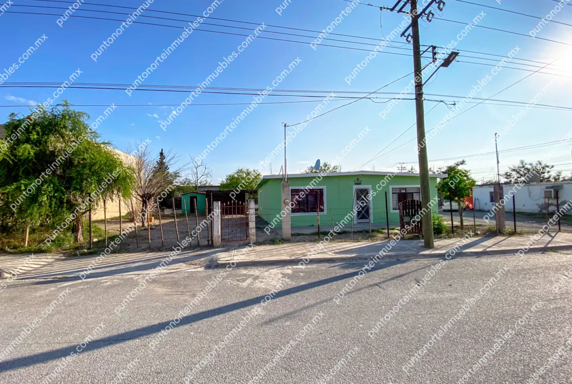 Venta Casa Col Veteranos cerca Av. Revolución al lado OXXO Veteranos