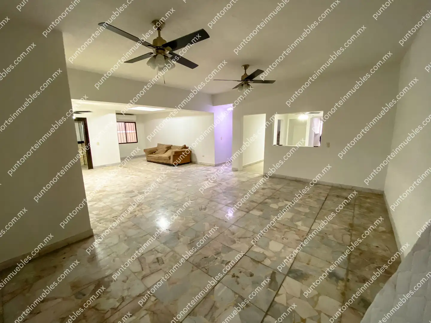 Casa Col Deportiva 2 Plantas 05 Venta Casa 3 Recamaras Col Cd Deportiva, 270m2 de Construcción,