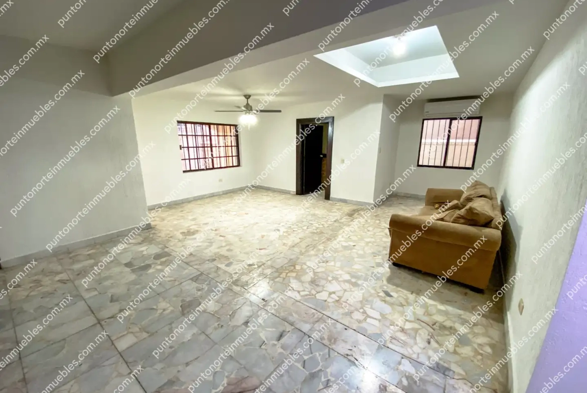Venta Casa 3 Recamaras Col Cd Deportiva, 270m2 de Construcción,