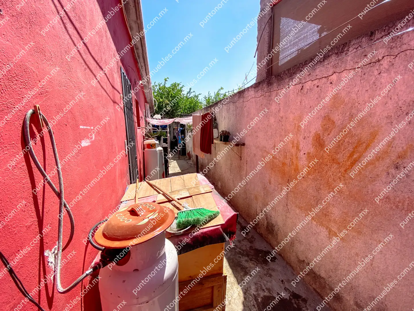 Casa Col Fovissste 22 Venta de Casa 3 Recámaras con Cochera y Portón Electrico a una cuadra Colegio La Salle