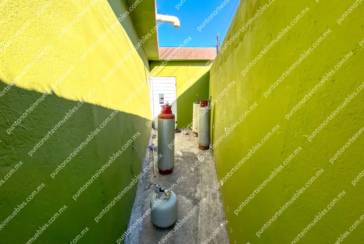 Venta Casa 3 Recamaras en Esquina Col Roma, Monclova, 120m2 de Construcción
