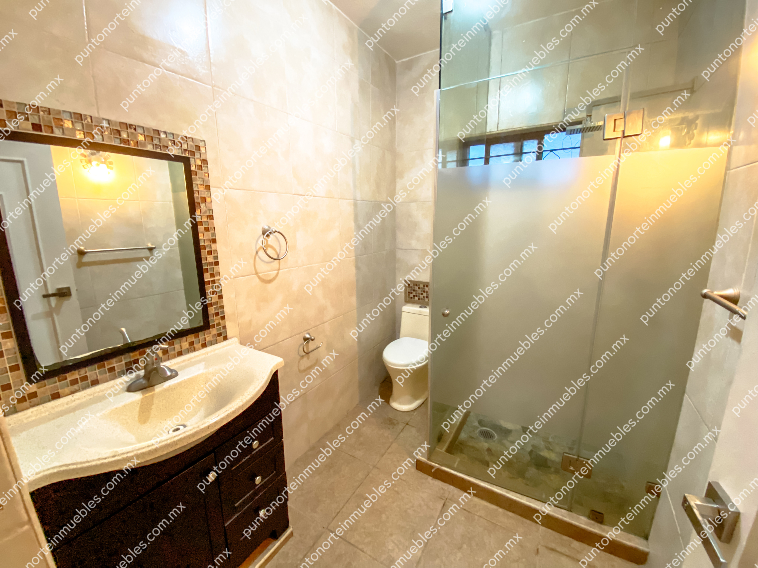 Casa Col Santa Monica 10 Venta Casa Col Santa Mónica 4 Recámaras y 3 baños, con Cochera y Portón Electrico