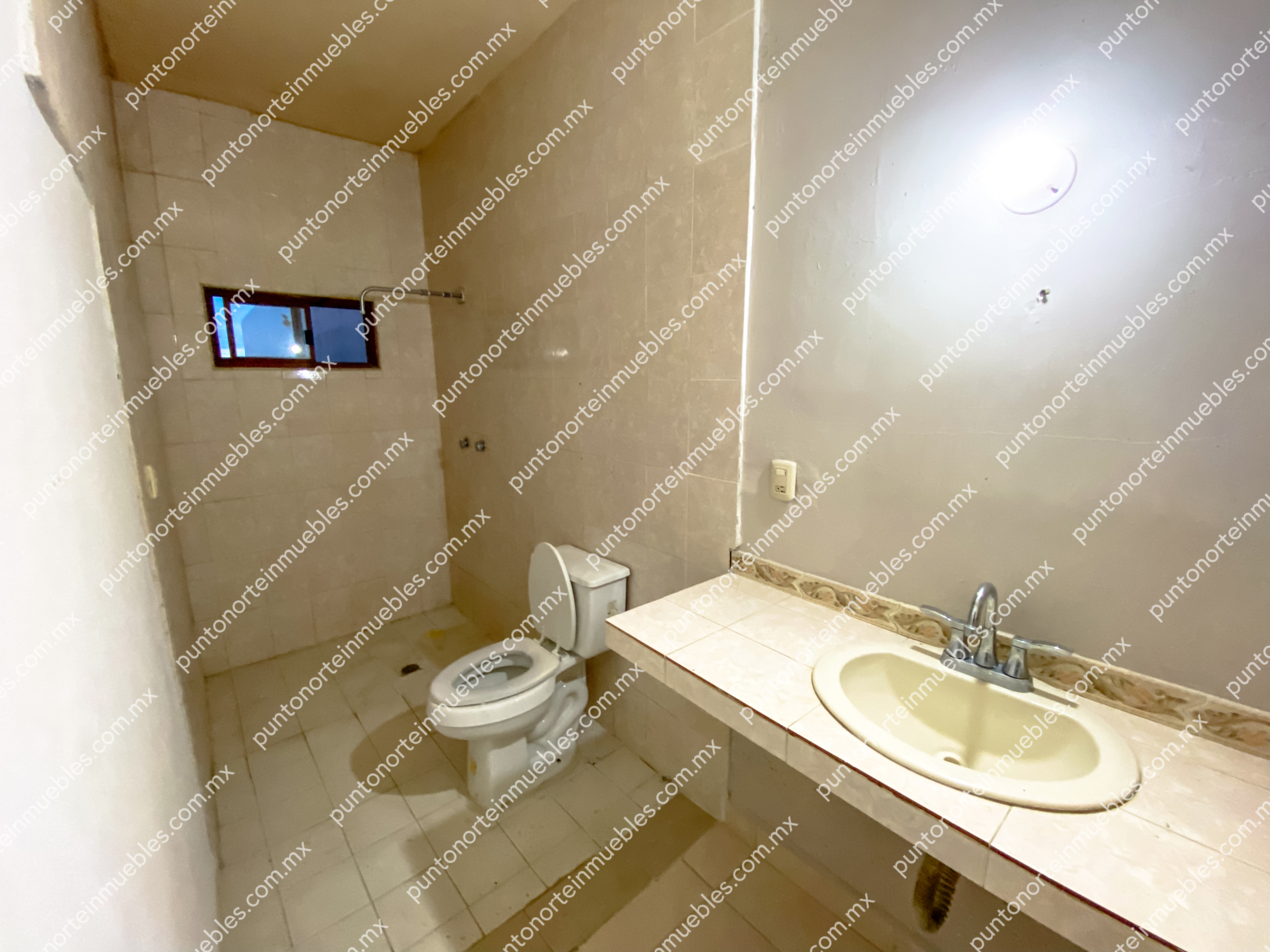 Casa Col Santa Monica 22 Venta Casa Col Santa Mónica 4 Recámaras y 3 baños, con Cochera y Portón Electrico