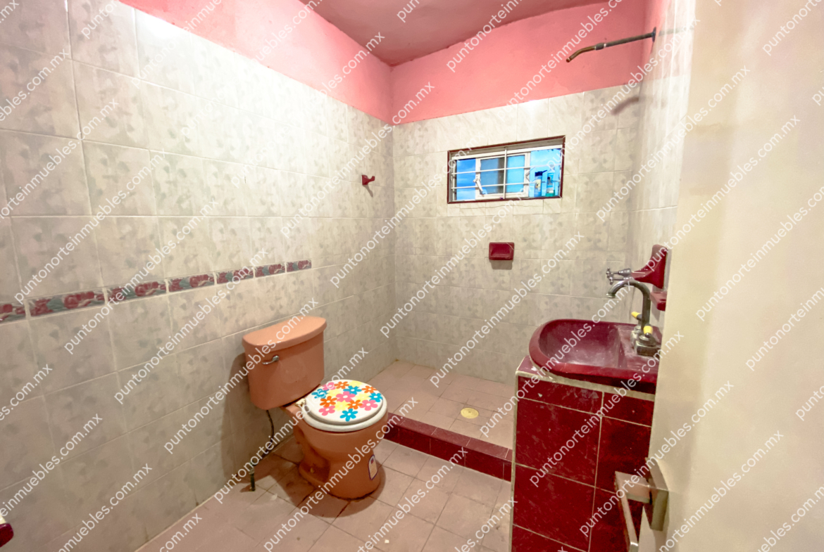 Venta Casa Col Santa Mónica 4 Recámaras y 3 baños, con Cochera y Portón Electrico
