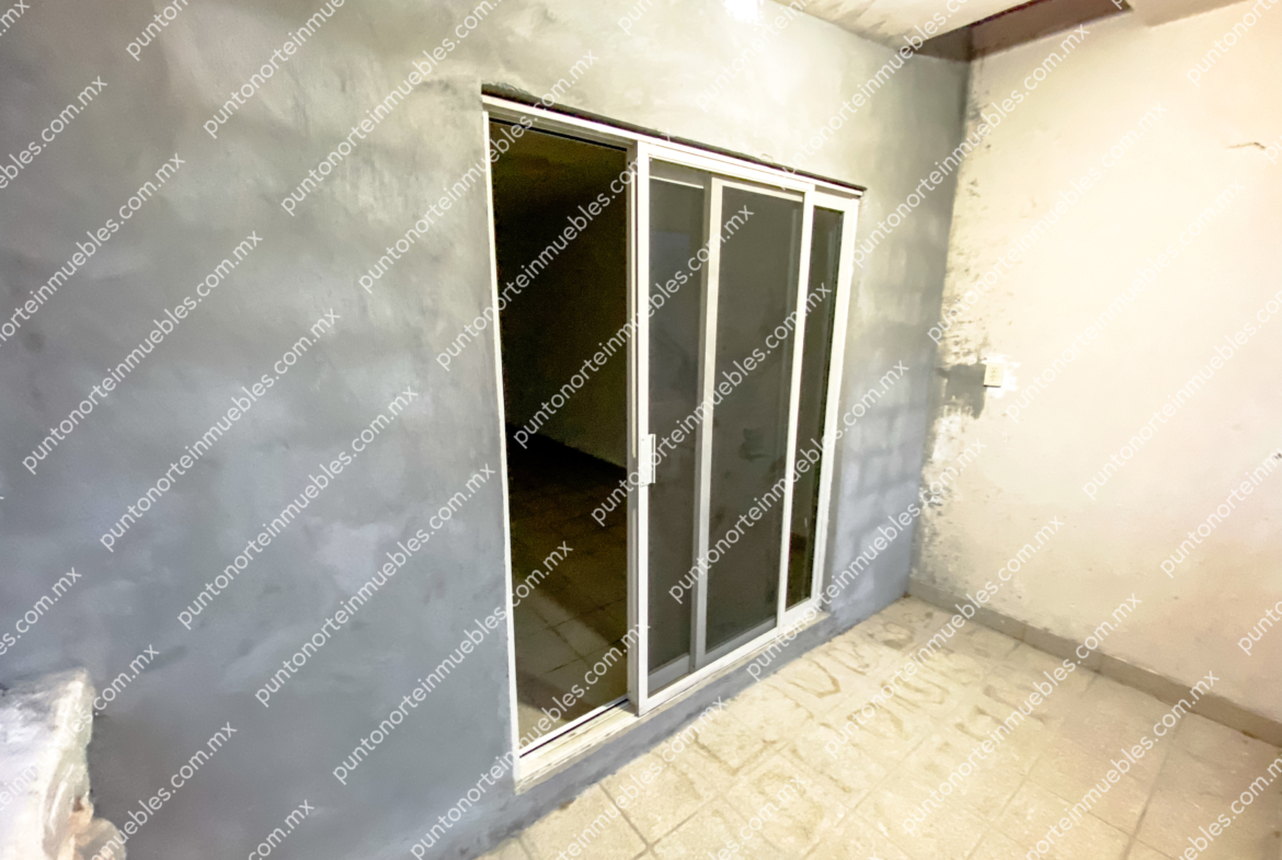 Venta Casa Col Santa Mónica 4 Recámaras y 3 baños, con Cochera y Portón Electrico