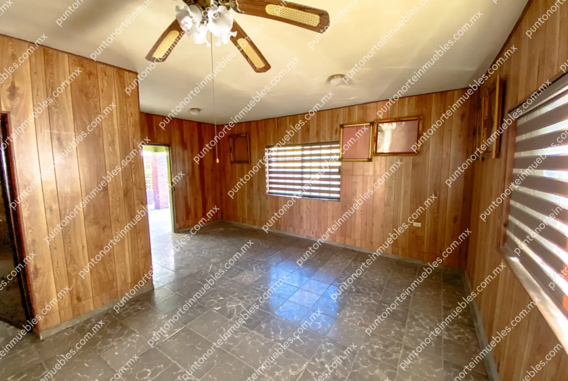 Venta Casa 3 Recamaras en Esquina Col Roma, Monclova, 120m2 de Construcción