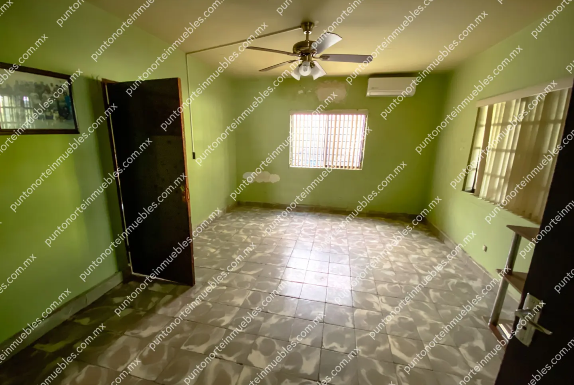 Venta Casa 3 Recamaras en Esquina Col Roma, Monclova, 120m2 de Construcción