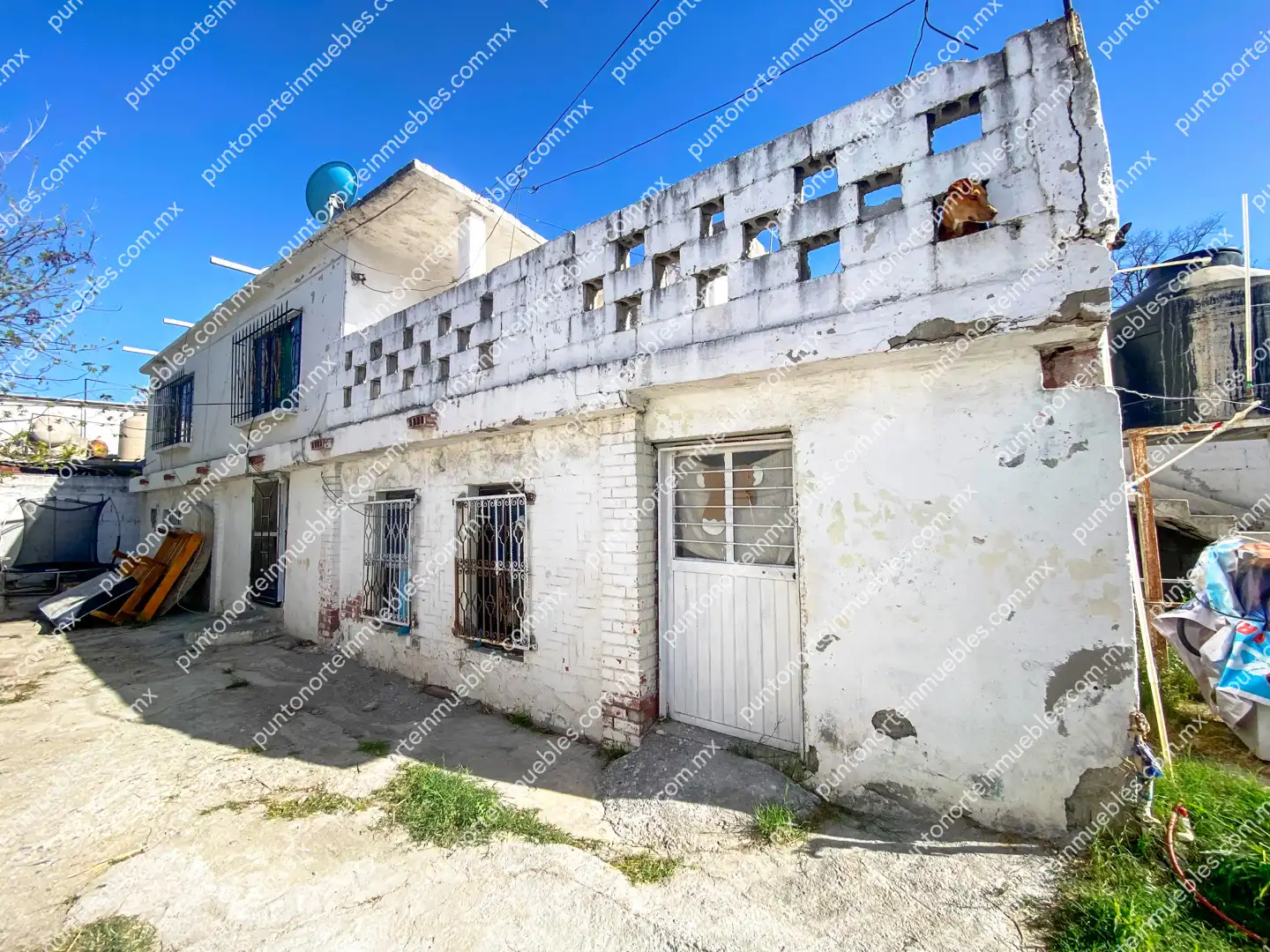 Casa con Depas Castaños 03 Venta Casa de 2 Plantas con 2 Departamentos Independientes en Castaños, con Terreno Amplio de 599m2