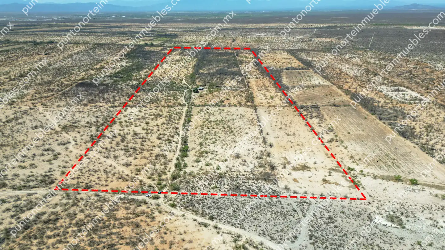 Terreno 22.7 HAS por Toton 09 Venta Terreno 22.7 Hectáreas delimitadas en Estancias de San Juan, colinda con Rio Monclova