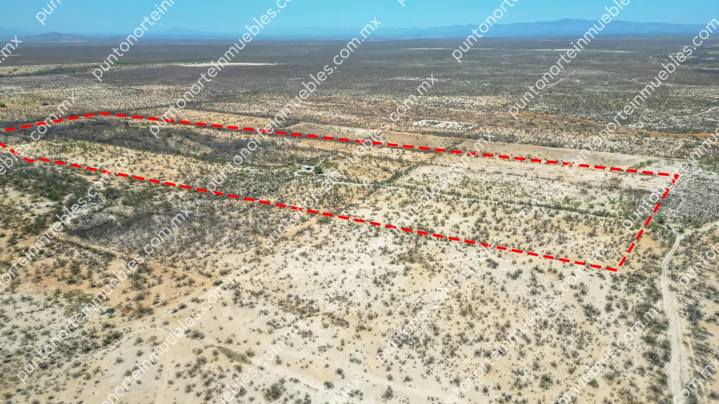 Terreno 22.7 HAS por Toton 14 Venta Terreno 22.7 Hectáreas delimitadas en Estancias de San Juan, colinda con Rio Monclova