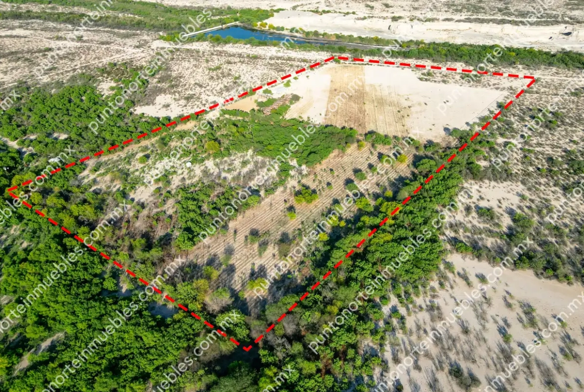 Venta Terreno 7 Hectáreas delimitado en Estancias de Santa Ana, cerca de Rieles