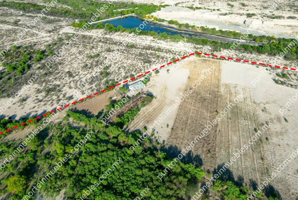 Venta Terreno 7 Hectáreas delimitado en Estancias de Santa Ana, cerca de Rieles
