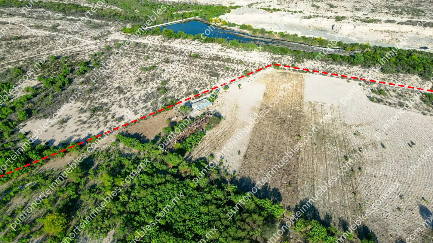 Terreno 7 HAS Estancias cerca de Rieles 23 Venta Terreno 7 Hectáreas delimitado en Estancias de Santa Ana, cerca de Rieles