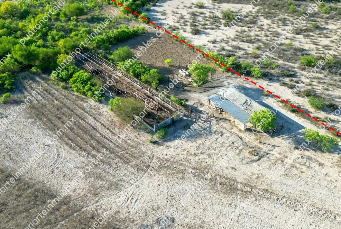 Venta Terreno 7 Hectáreas delimitado en Estancias de Santa Ana, cerca de Rieles