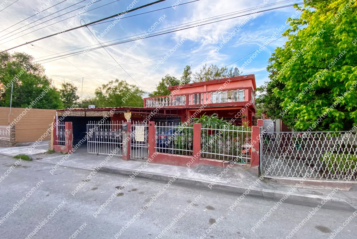 En Venta Casa 3 Recámaras a espaldas Soriana San buena con 325m2 de Terreno, Zona Centro San Buena