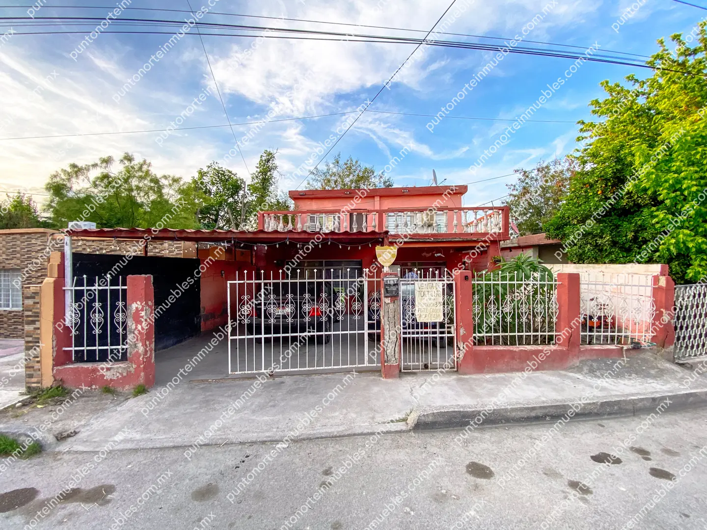 Casa Calle Victoria San Buena 04 En Venta Casa 3 Recámaras a espaldas Soriana San buena con 325m2 de Terreno, Zona Centro San Buena