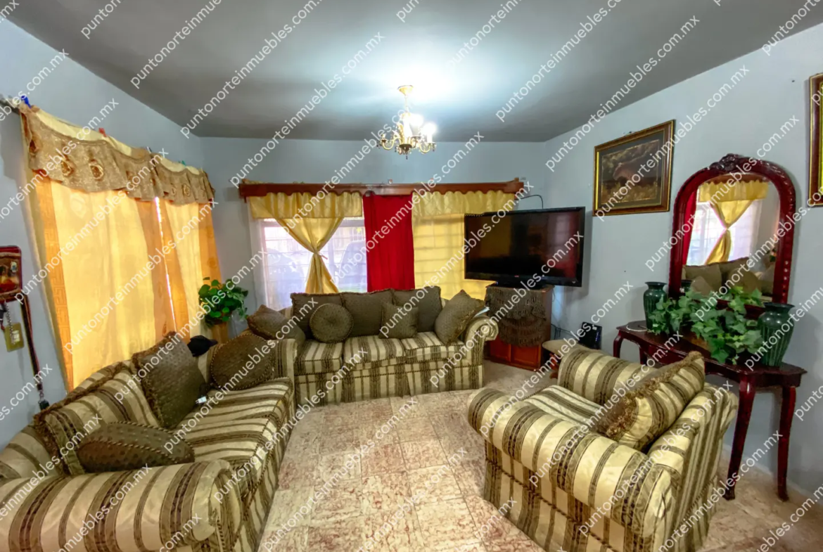 En Venta Casa 3 Recámaras a espaldas Soriana San buena con 325m2 de Terreno, Zona Centro San Buena