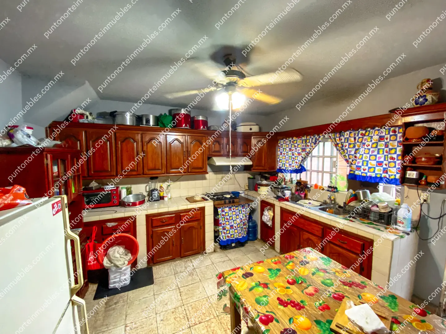 Casa Calle Victoria San Buena 11 En Venta Casa 3 Recámaras a espaldas Soriana San buena con 325m2 de Terreno, Zona Centro San Buena