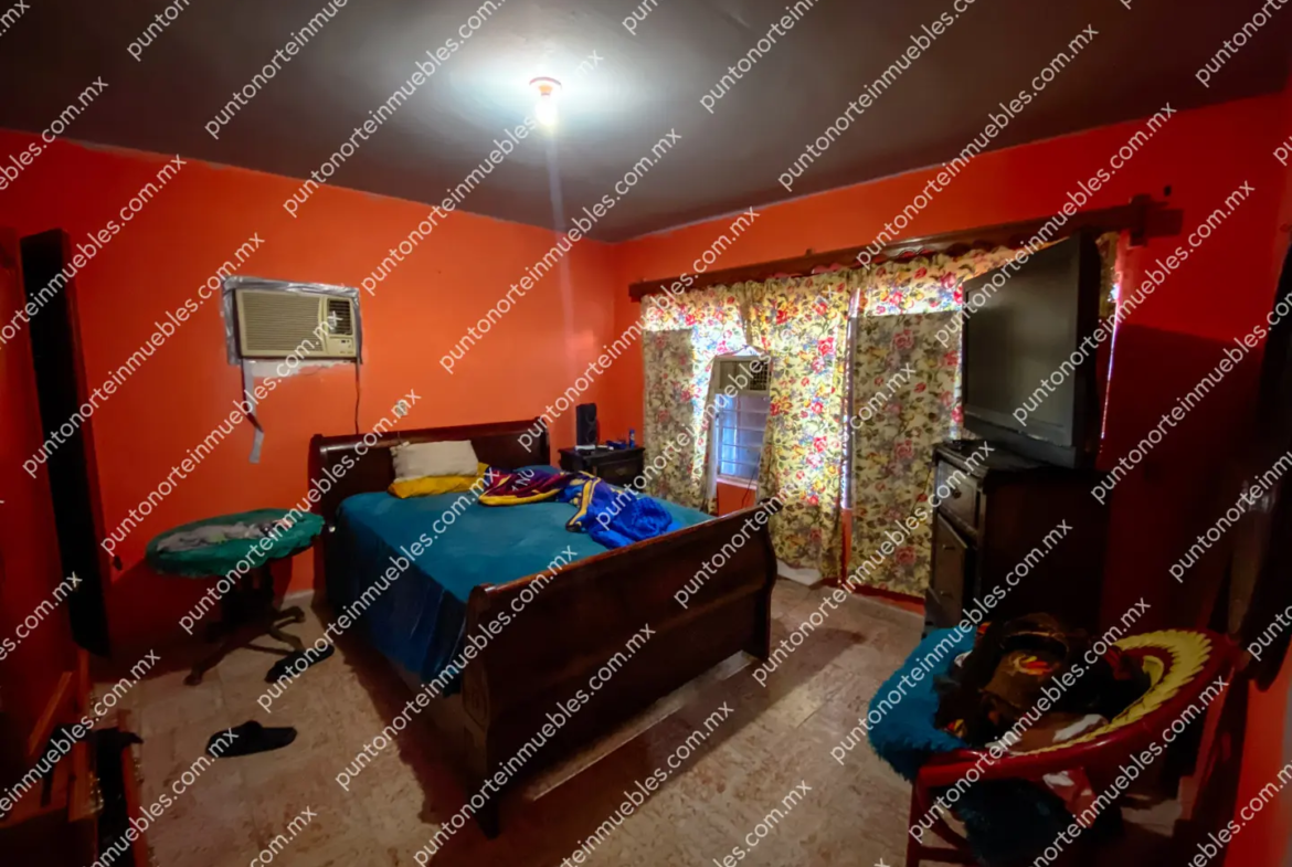En Venta Casa 3 Recámaras a espaldas Soriana San buena con 325m2 de Terreno, Zona Centro San Buena