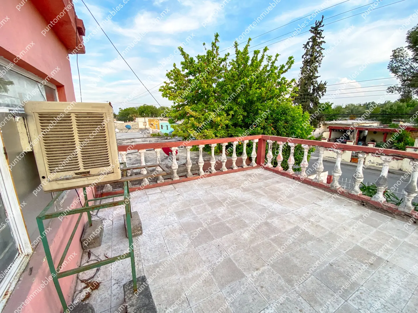 Casa Calle Victoria San Buena 20 En Venta Casa 3 Recámaras a espaldas Soriana San buena con 325m2 de Terreno, Zona Centro San Buena