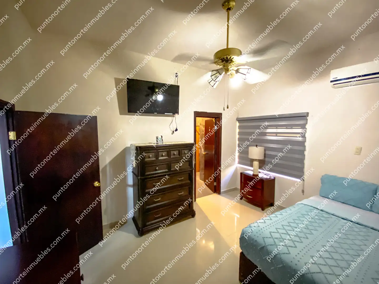 Casa Calle Zaragoza San Buena 09 Venta Casa Tipo Quinta con 3 Recamaras, Cocina con Granito, Local Comercial y Alberca, Terreno de 500m2, San Buena