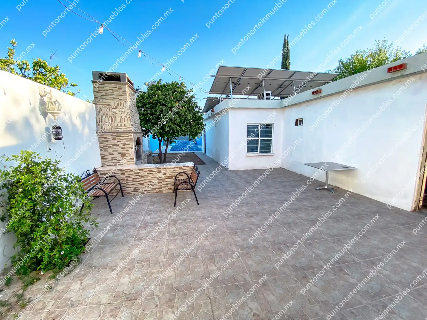 Casa Calle Zaragoza San Buena 21 Venta Casa Tipo Quinta con 3 Recamaras, Cocina con Granito, Local Comercial y Alberca, Terreno de 500m2, San Buena