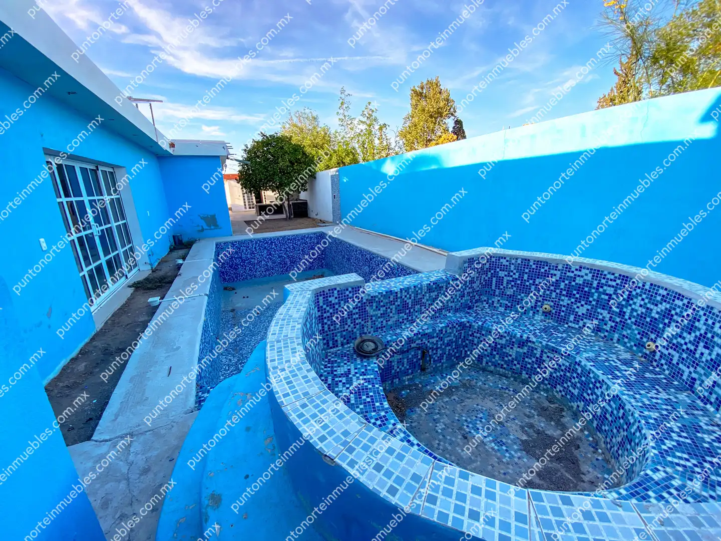 Casa Calle Zaragoza San Buena 37 Venta Casa Tipo Quinta con 3 Recamaras, Cocina con Granito, Local Comercial y Alberca, Terreno de 500m2, San Buena