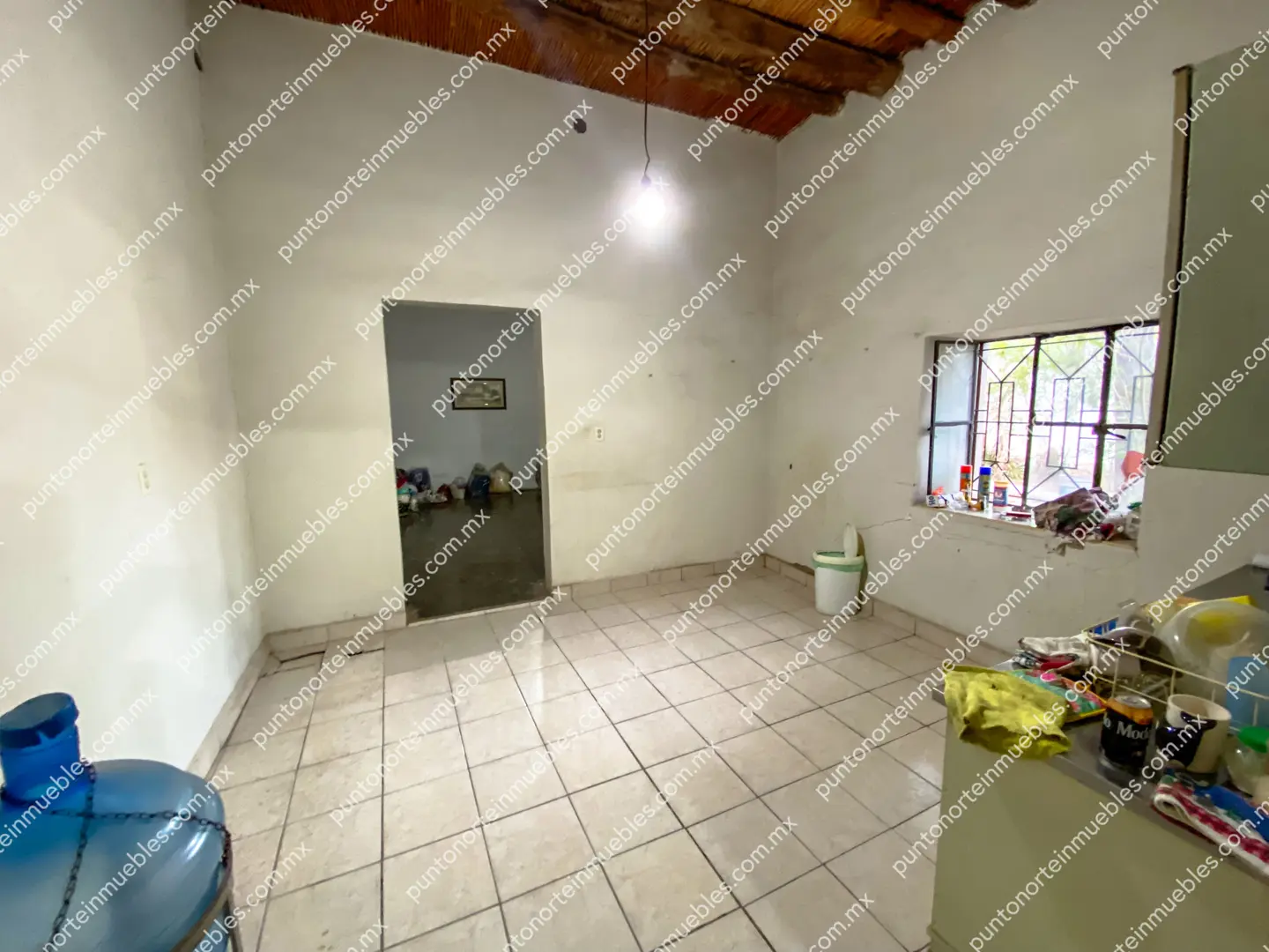 Venta Casa 3 Recámaras frente Aurrera San buena, Terreno amplio 1,052m2 con 160m2 de Construcción