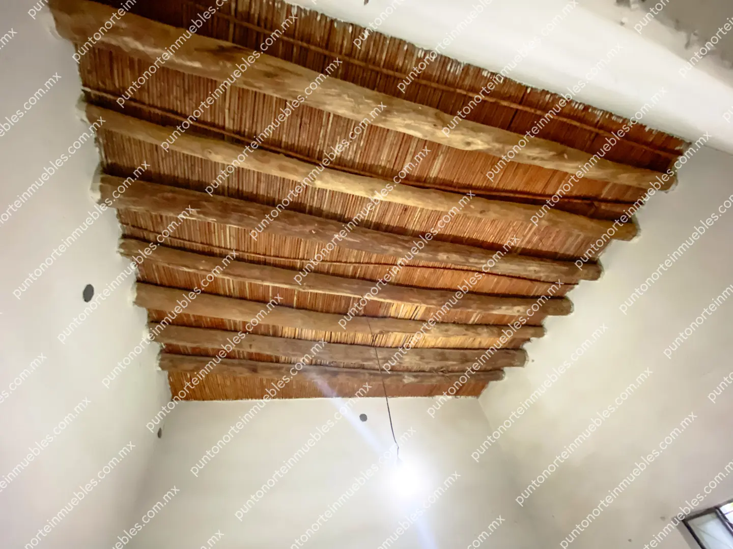 Venta Casa 3 Recámaras frente Aurrera San buena, Terreno amplio 1,052m2 con 160m2 de Construcción