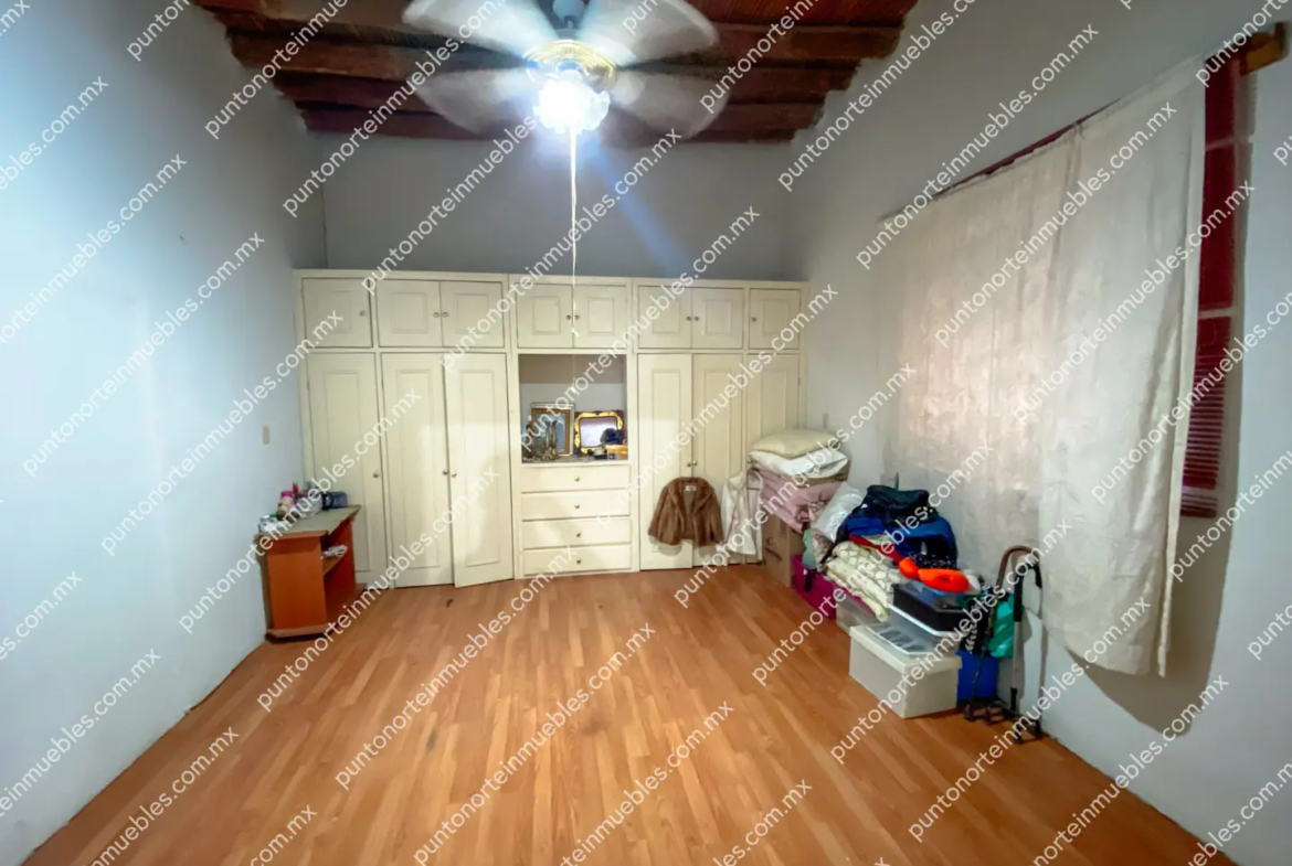 Venta Casa 3 Recámaras frente Aurrera San buena, Terreno amplio 1,052m2 con 160m2 de Construcción