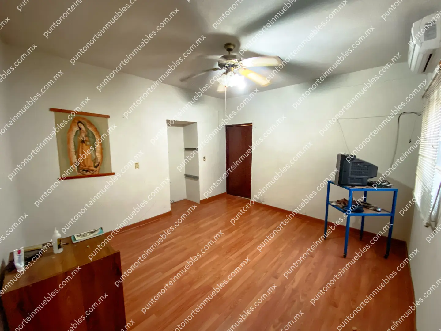Venta Casa 3 Recámaras frente Aurrera San buena, Terreno amplio 1,052m2 con 160m2 de Construcción