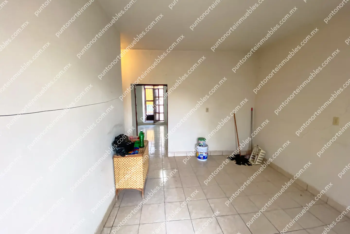 Venta Casa 3 Recámaras frente Aurrera San buena, Terreno amplio 1,052m2 con 160m2 de Construcción