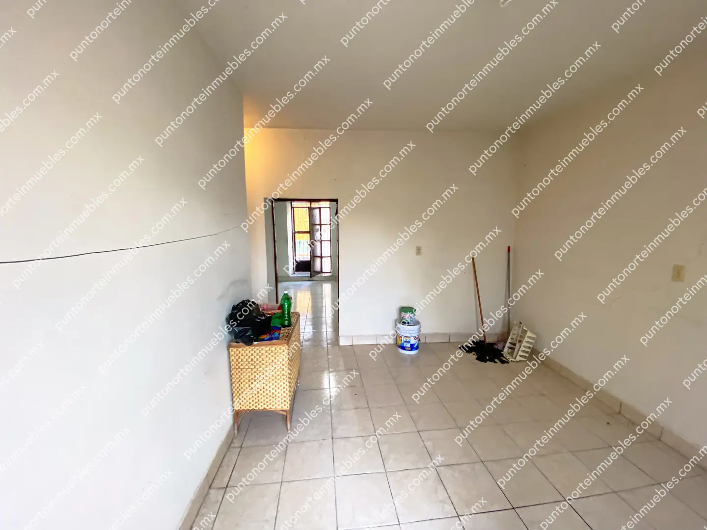 Venta Casa 3 Recámaras frente Aurrera San buena, Terreno amplio 1,052m2 con 160m2 de Construcción