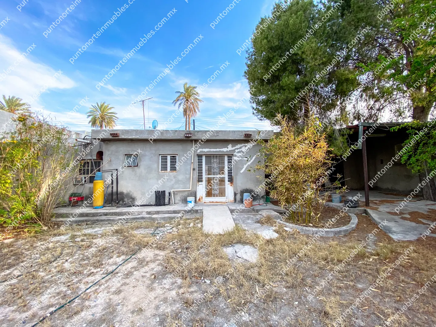 Venta Casa 3 Recámaras frente Aurrera San buena, Terreno amplio 1,052m2 con 160m2 de Construcción