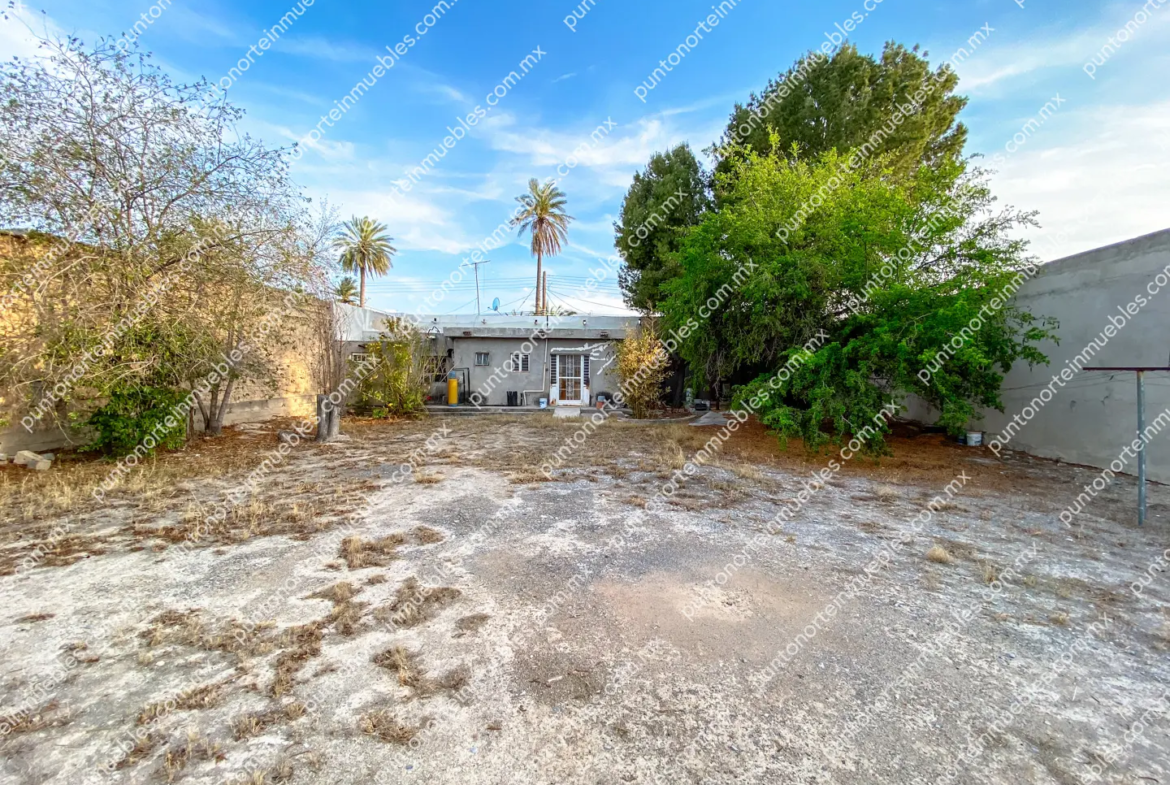 Venta Casa 3 Recámaras frente Aurrera San buena, Terreno amplio 1,052m2 con 160m2 de Construcción