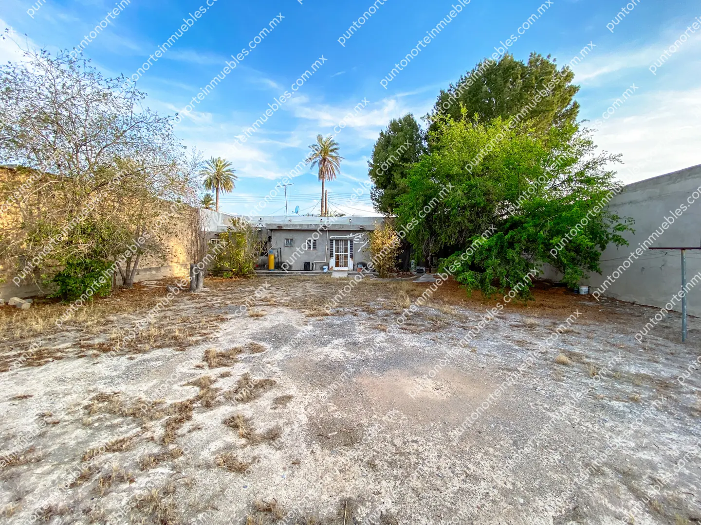 Venta Casa 3 Recámaras frente Aurrera San buena, Terreno amplio 1,052m2 con 160m2 de Construcción