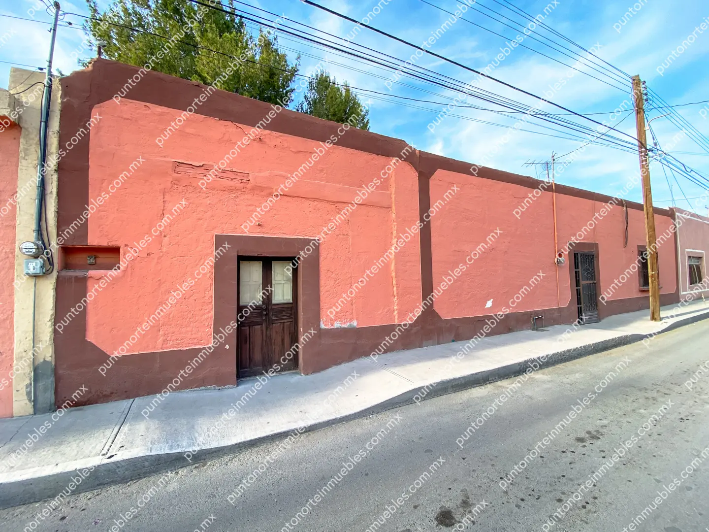 Venta Casa 3 Recámaras frente Aurrera San buena, Terreno amplio 1,052m2 con 160m2 de Construcción