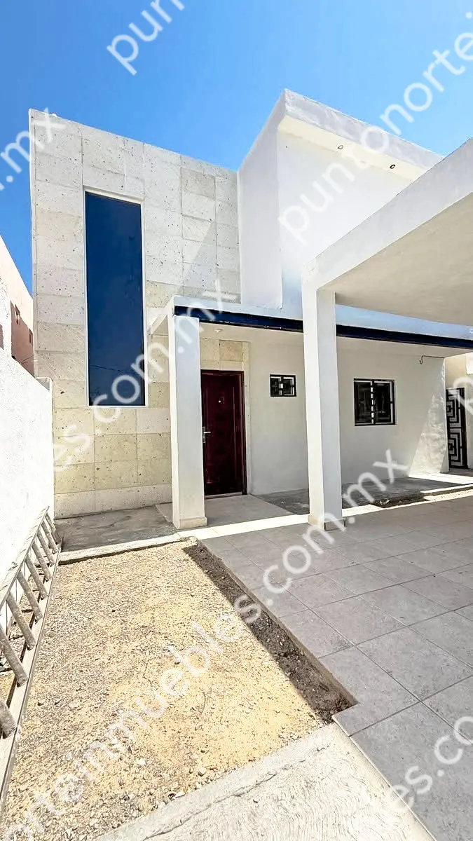 Casa Col Guadalupe por CFE 01 Venta Casa Nueva con 3 Recámaras, Cochera y Alberca en Col Guadalupe, cerca Oficinas CFE